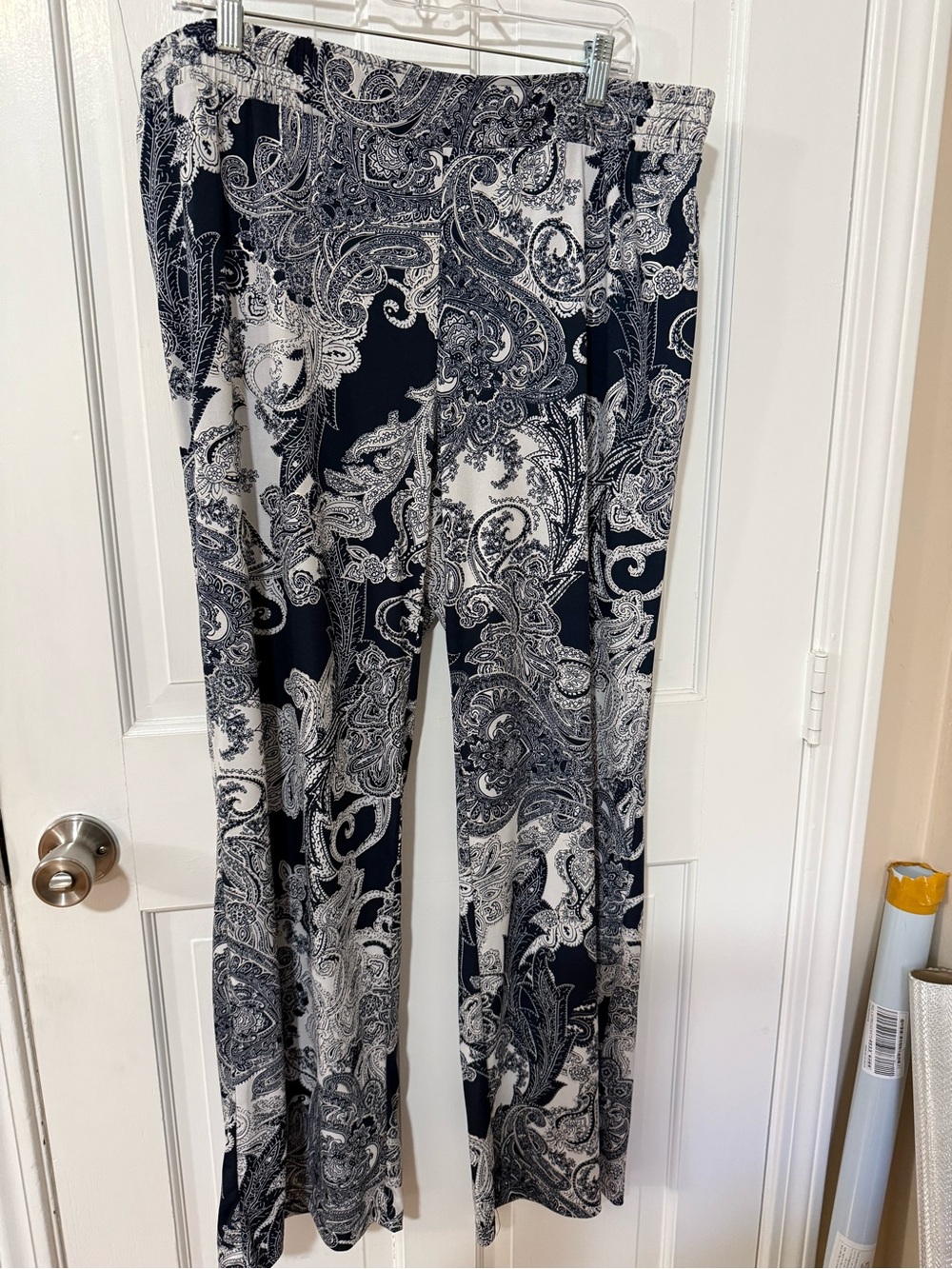 New-Iman Blue & White Paisley Wide-Leg Pants- size 1X
